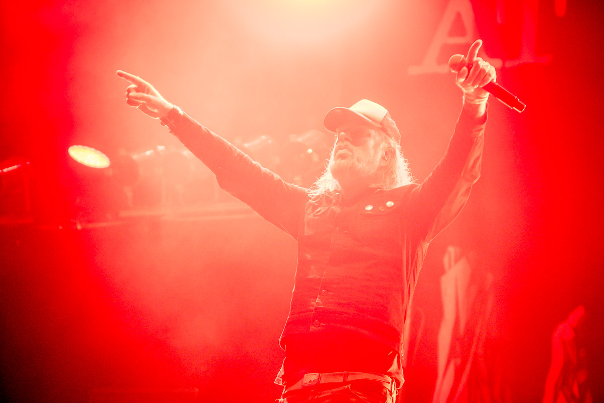 bra 370 26 At the Gates 9928