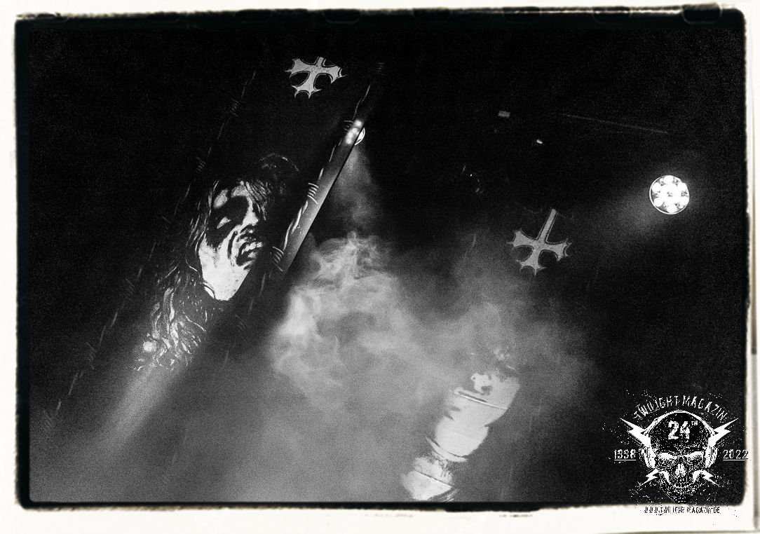 2022 12 mayhem manos nargate 25 12 22 2022 06 47 PM 