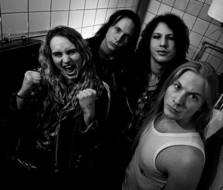 Pretty Wild - Hair 'n' Roll made in Sweden Pretty Wild - Hair 'n' Roll made in Sweden