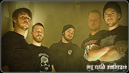 MY COLD EMBRACE - Auf eigene Faust durch Höhen und Tiefen des Undergrounds!!!